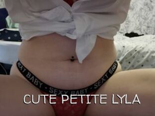 CUTE_PETITE_LYLA