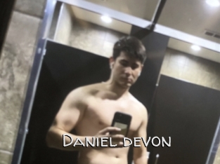 Daniel_devon