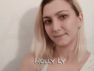 Holly_Ly