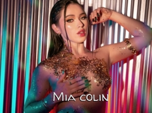 Mia_colin