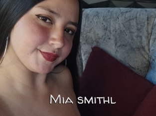 Mia_smithl