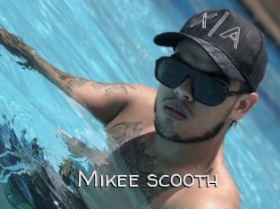 Mikee_scooth