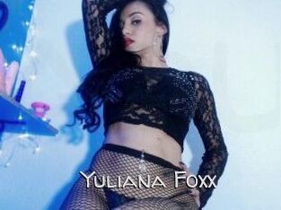 Yuliana_Foxx